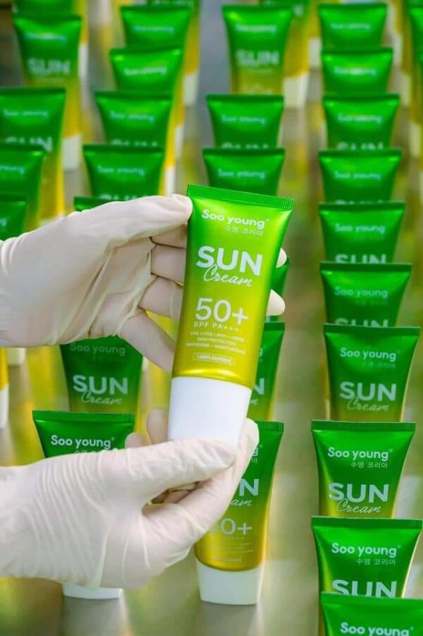 Soo Young green algae sunscreen Spf 50 ++++ - Image 2
