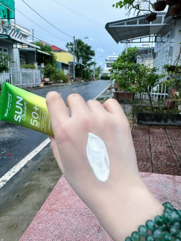 Soo Young green algae sunscreen Spf 50 ++++ - Image 4