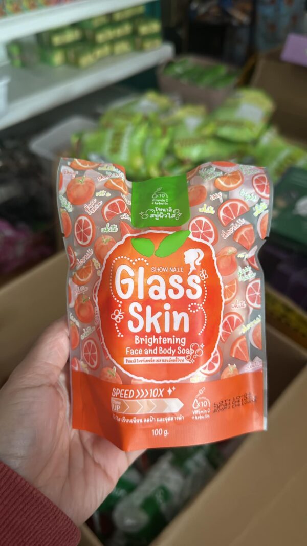 GLASS SKIN BRIGHTENING FACE AND BODY SOAP 100G - Image 3